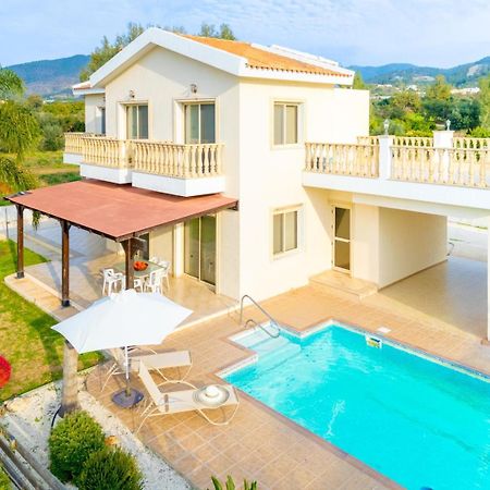 Villa Clementina Kato Yialia Екстериор снимка